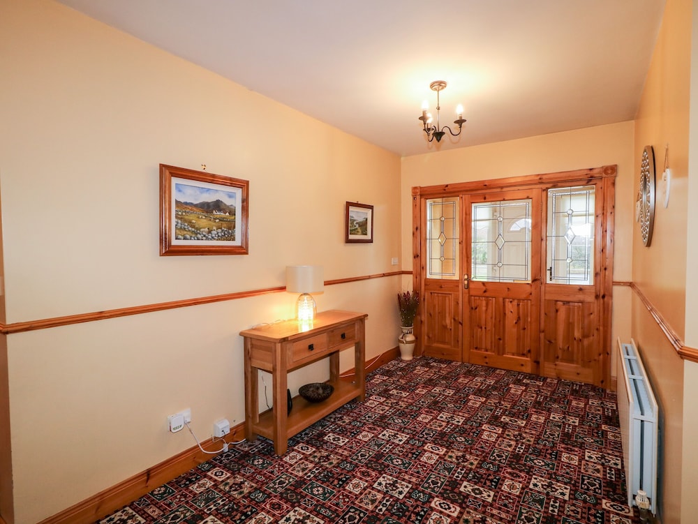 Willow Tree Farm House
