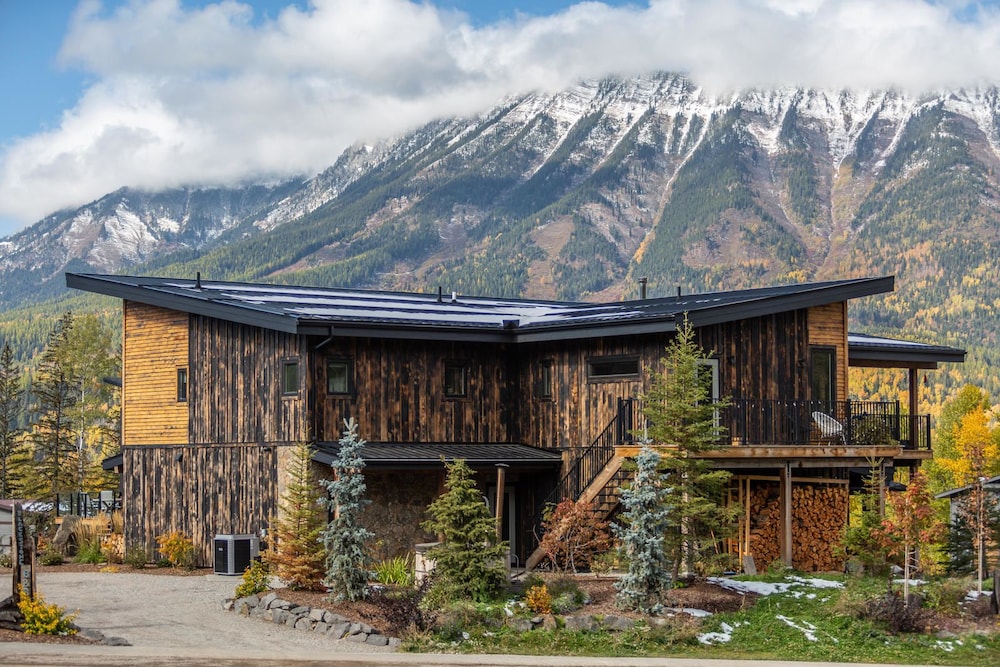 Blackstone B&B