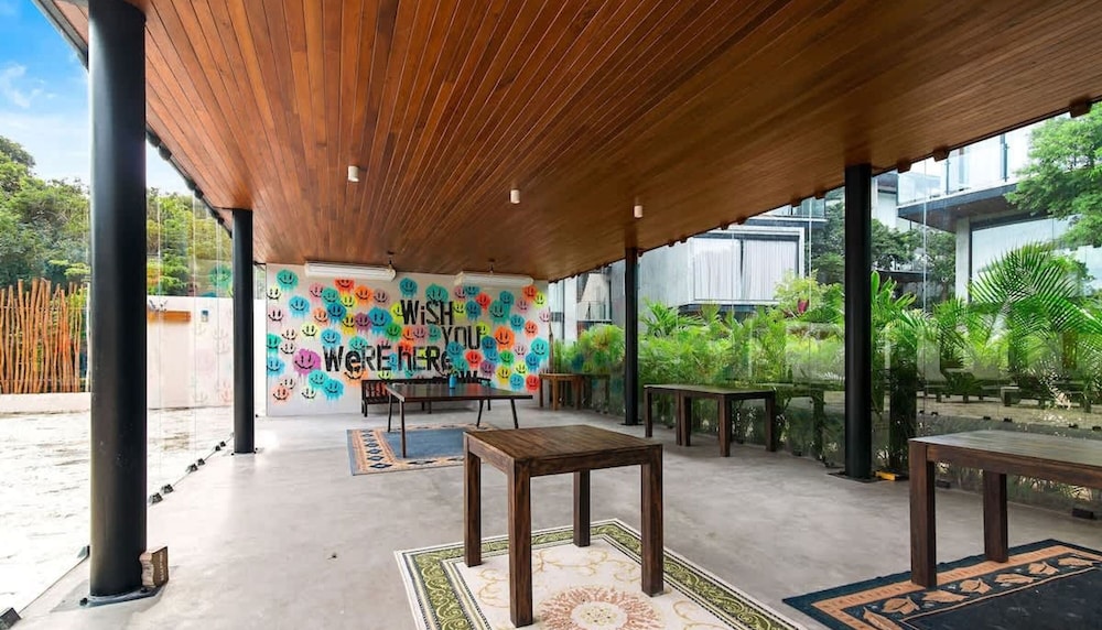 Ocean Breeze Loft Steps Away From Hotel Zone
