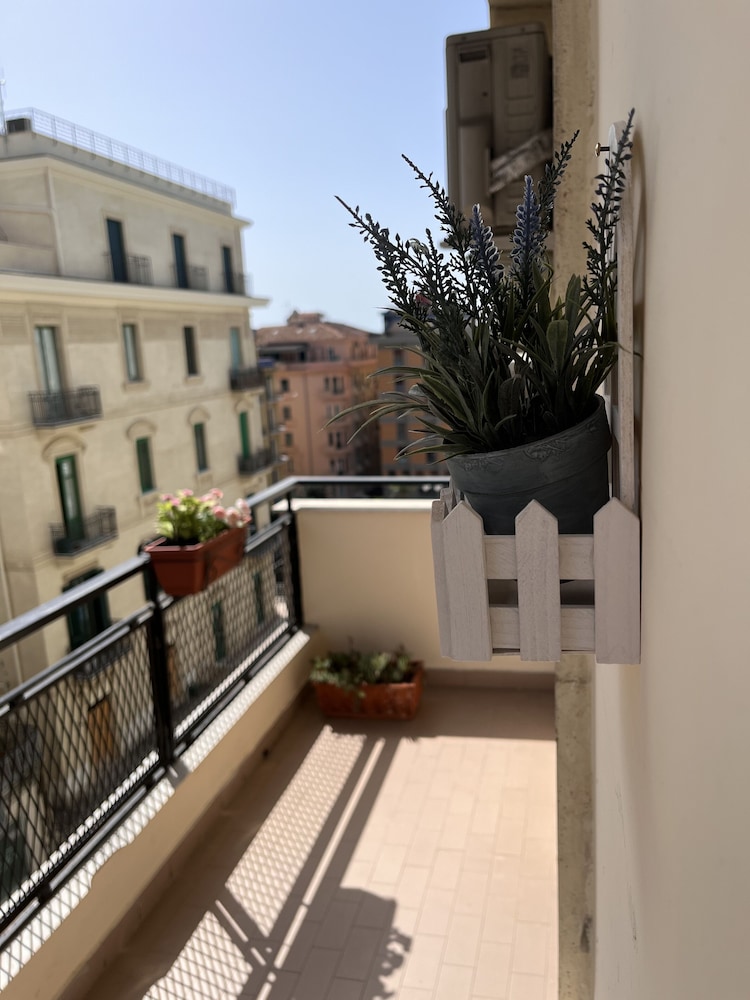 Suite 39 Guest House