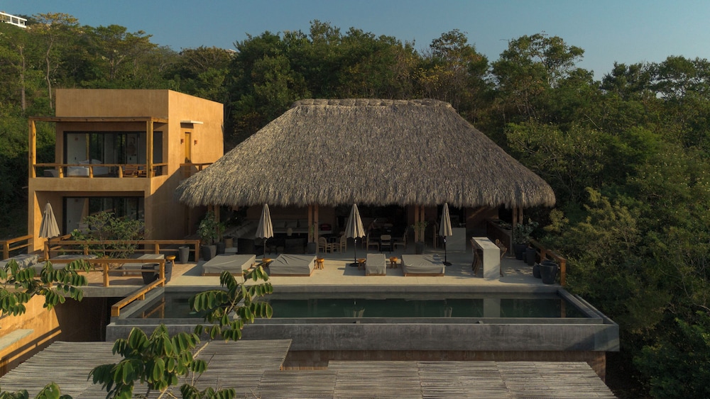 Casa Yute by Ahau Collection