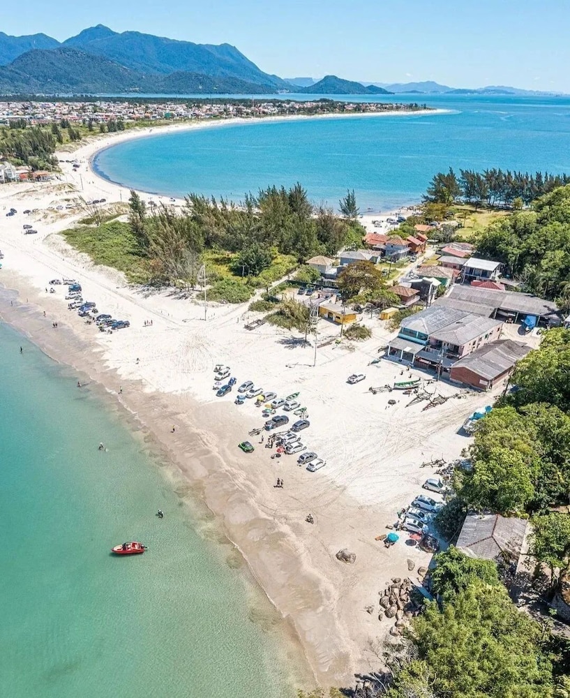 Casa de Frente pro Mar com Piscina