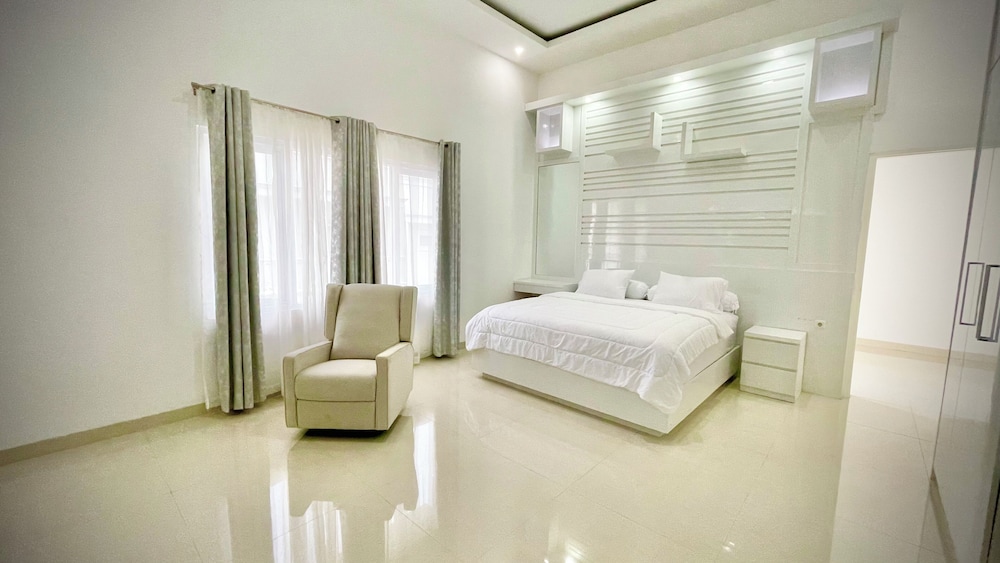 RRR Luxury Villas