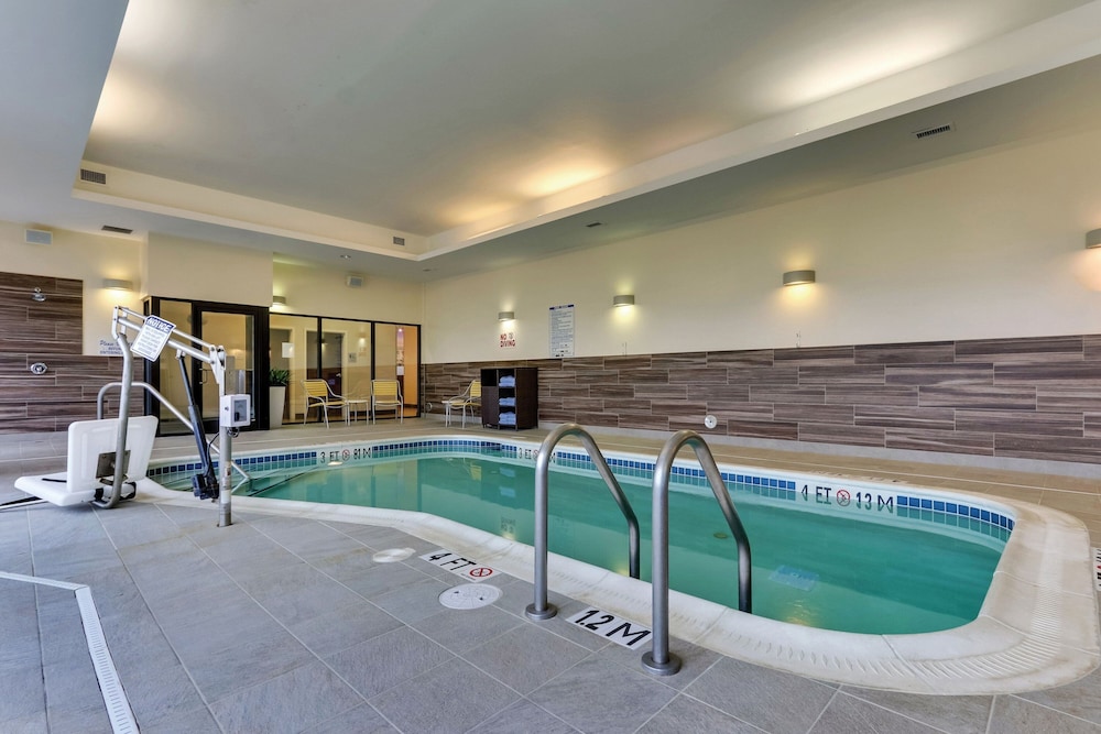 Dunn Vacations - Fairfield Inn Suites Dunn I-95 - Property Image 3