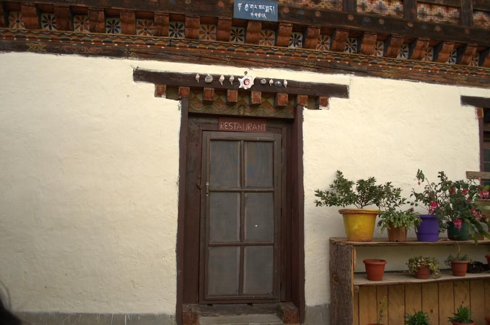 AMA's Village Lodge