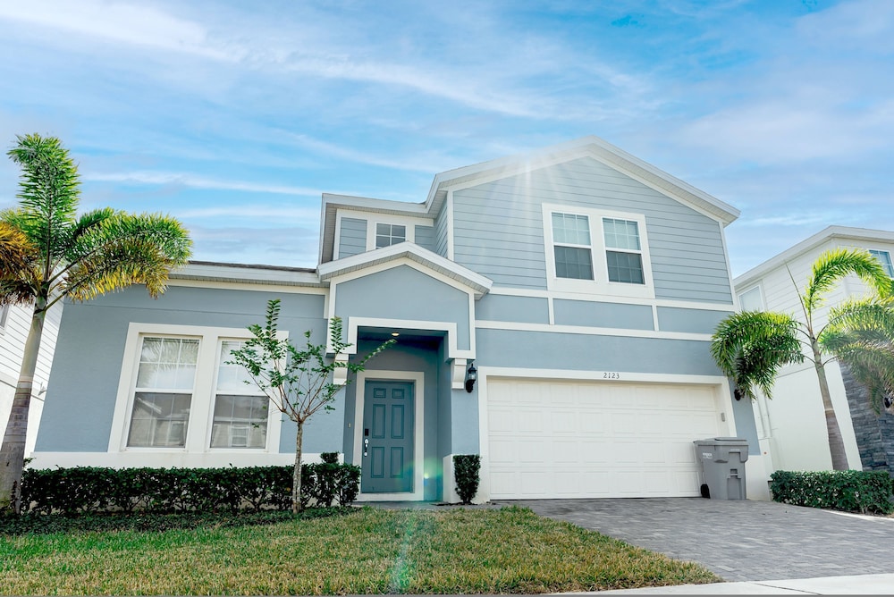 New Home Luxury 8 Bedrooms At Windsor Island