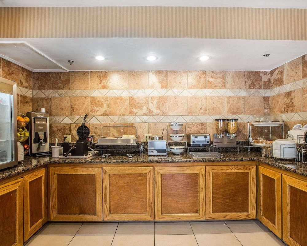 Sleep Inn Bessemer Helena - Property Image 14