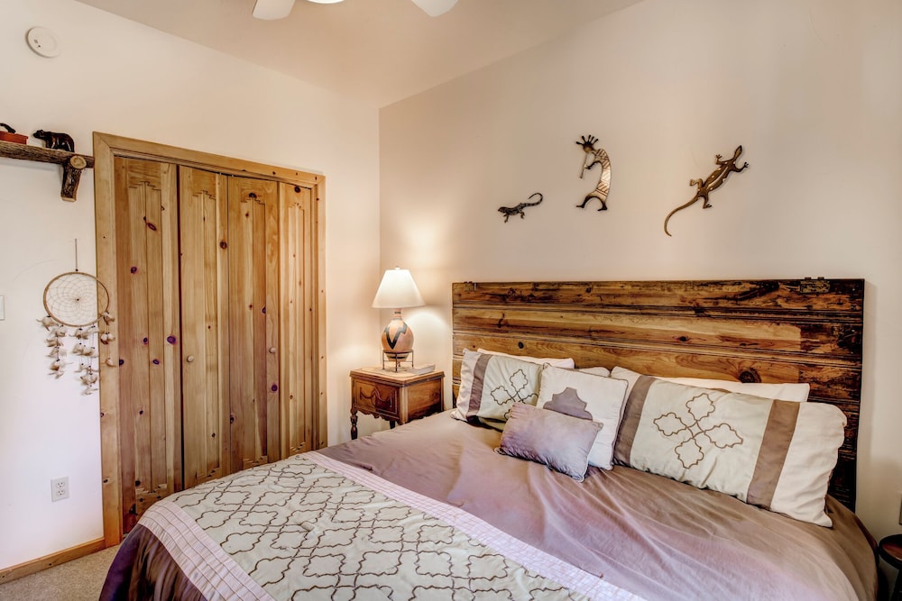Blue Lake Lodge by Ruidoso Vacation Rentals
