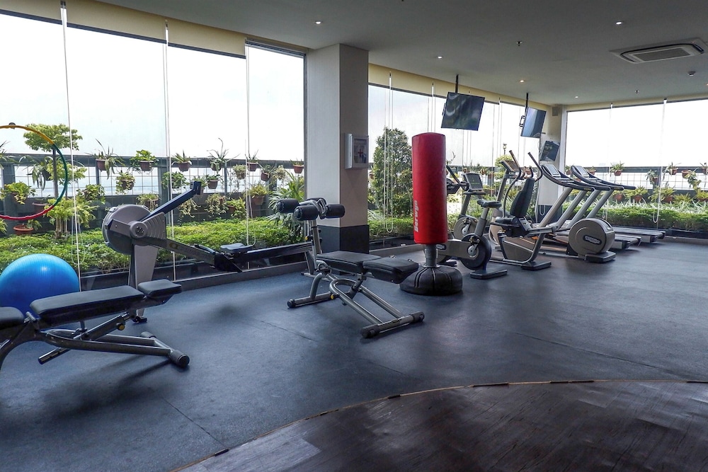 Elegant And Best Deal 1Br At L'Avenue Pancoran Apartment