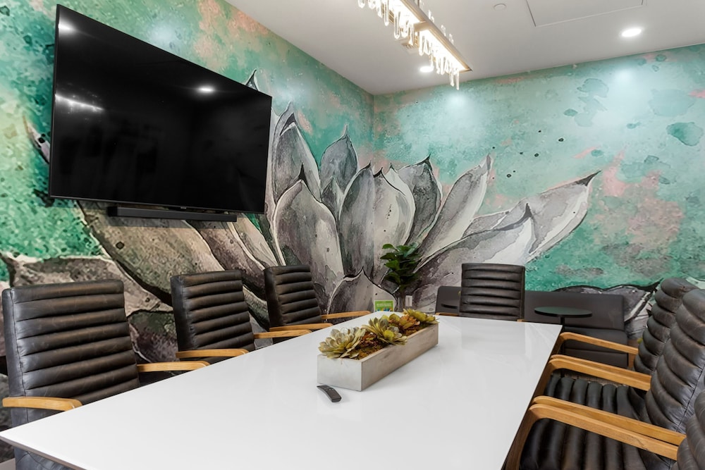 meeting & event spaces