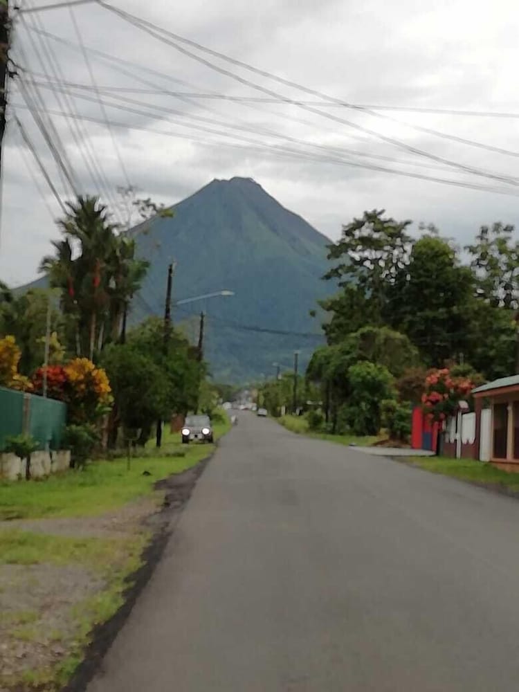Aparatamentos Arenal Ranas y Ranitas