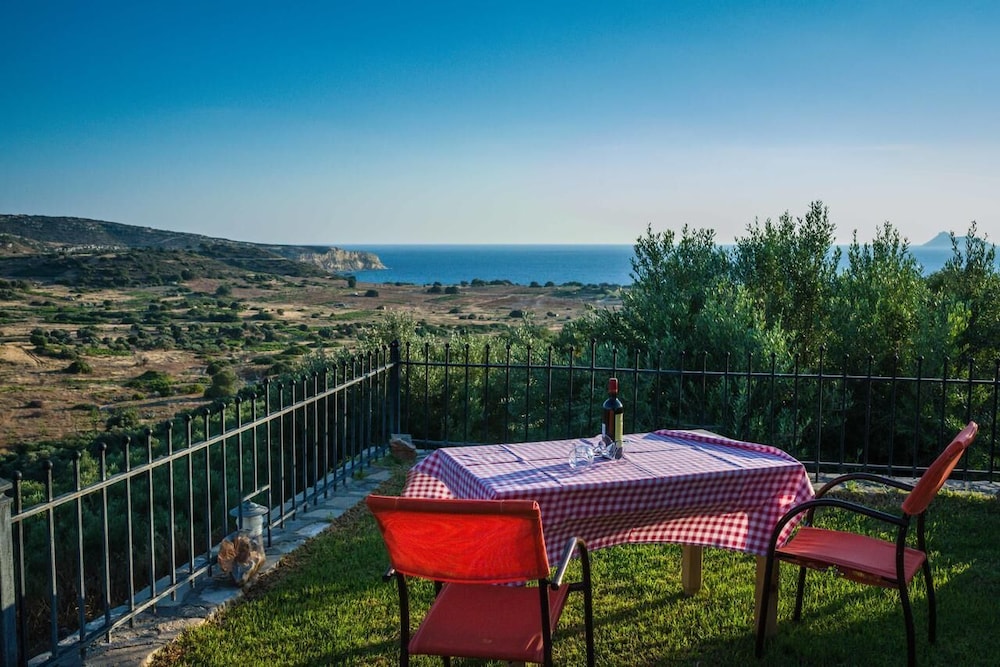 Villa Georgia view 5