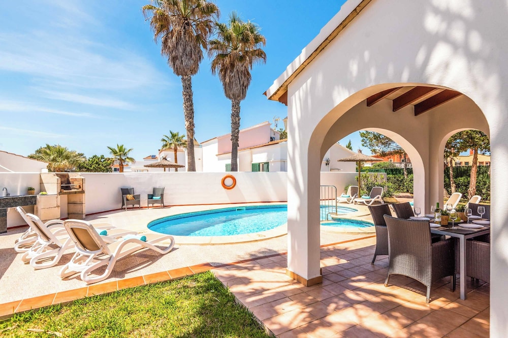Villa Raquel Blanes