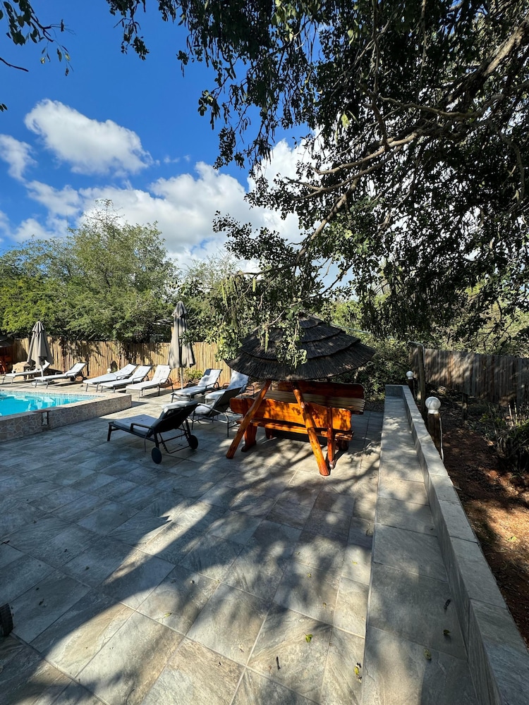 Pan African Safari Lodge