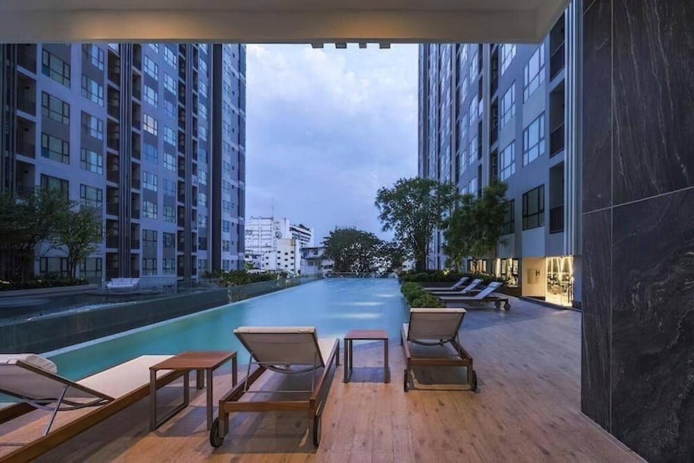 Pattaya Central - Best Pool