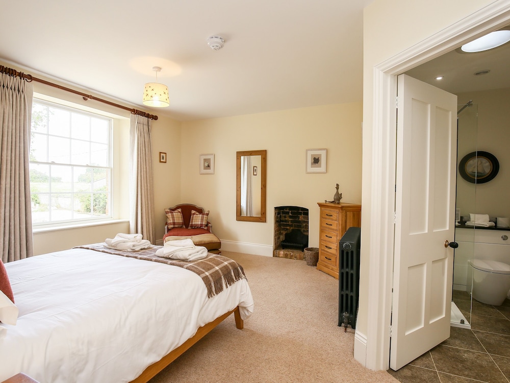 Shifford Manor Farm
