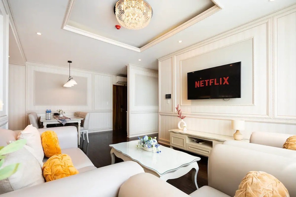 Salute de Leman Luxury Apartment