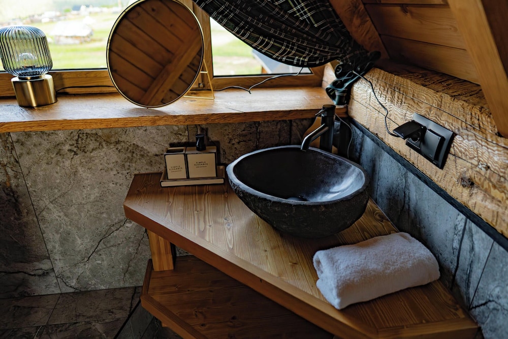 Osada Góralska Ostoja Pod Gubałówką z Jacuzzi