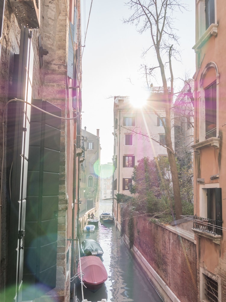 San Polo Canal View Apartments