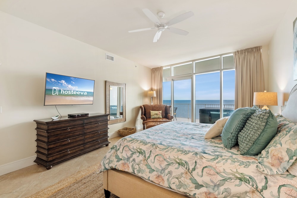 Turquoise Place Condos