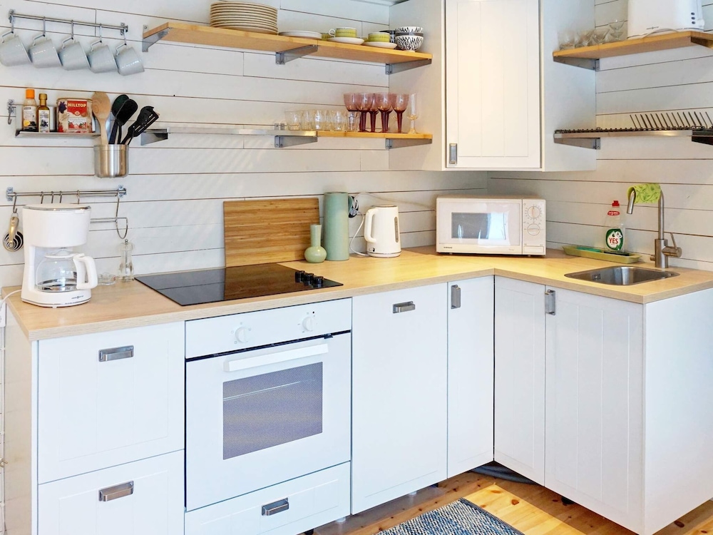 4 Person Holiday Home in Grisslehamn-by Traum