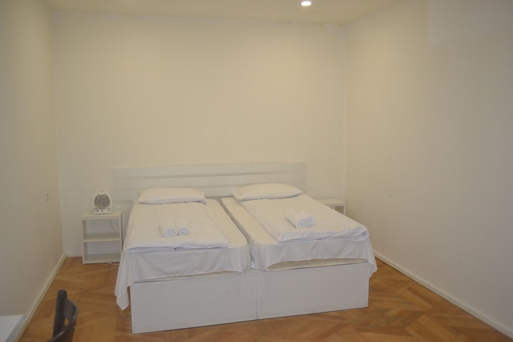 Guest House 36