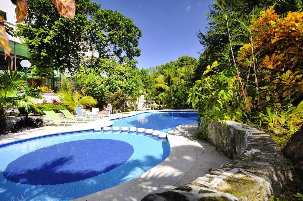Villa Sand Castle by PRP