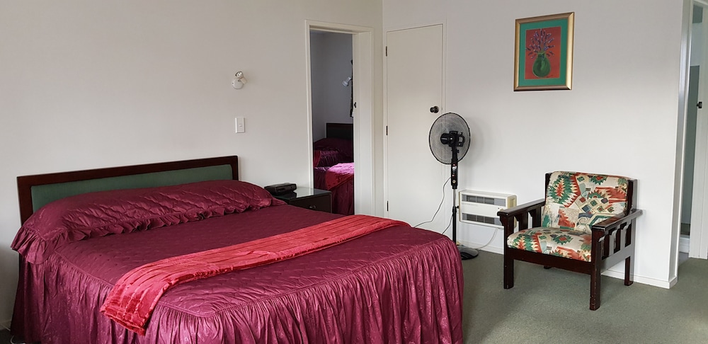 Coachman Motel