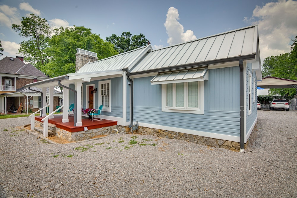 Lewisburg Home w/ City Park Views: Near Downtown! view 2