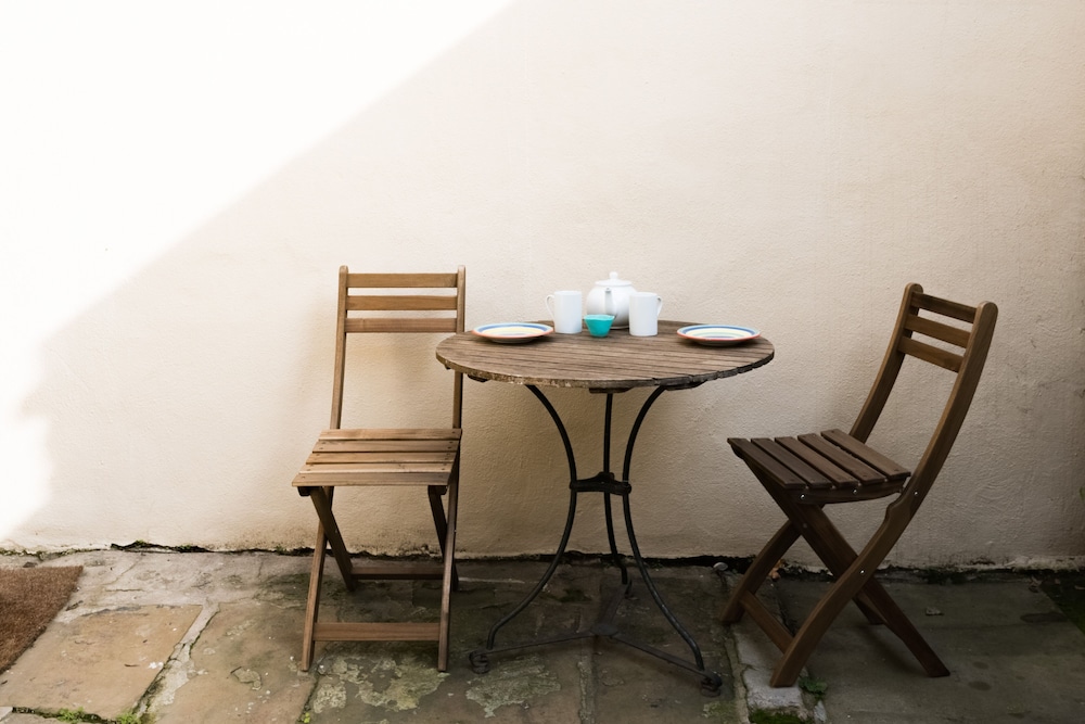 outdoor bbq area