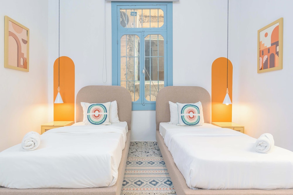 Flame 3-Bedroom Apartment in Mar Mikhael