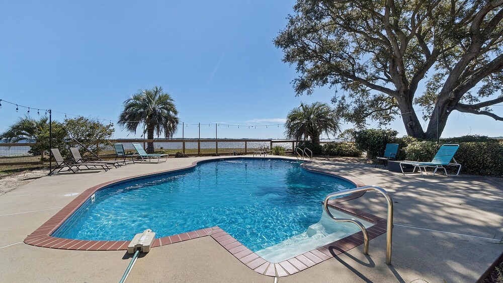 Flip Flop Bay House by Southern Vacation Rentals
