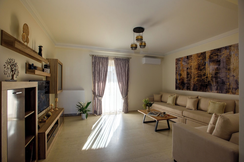 Blue Ark Harmony Residence