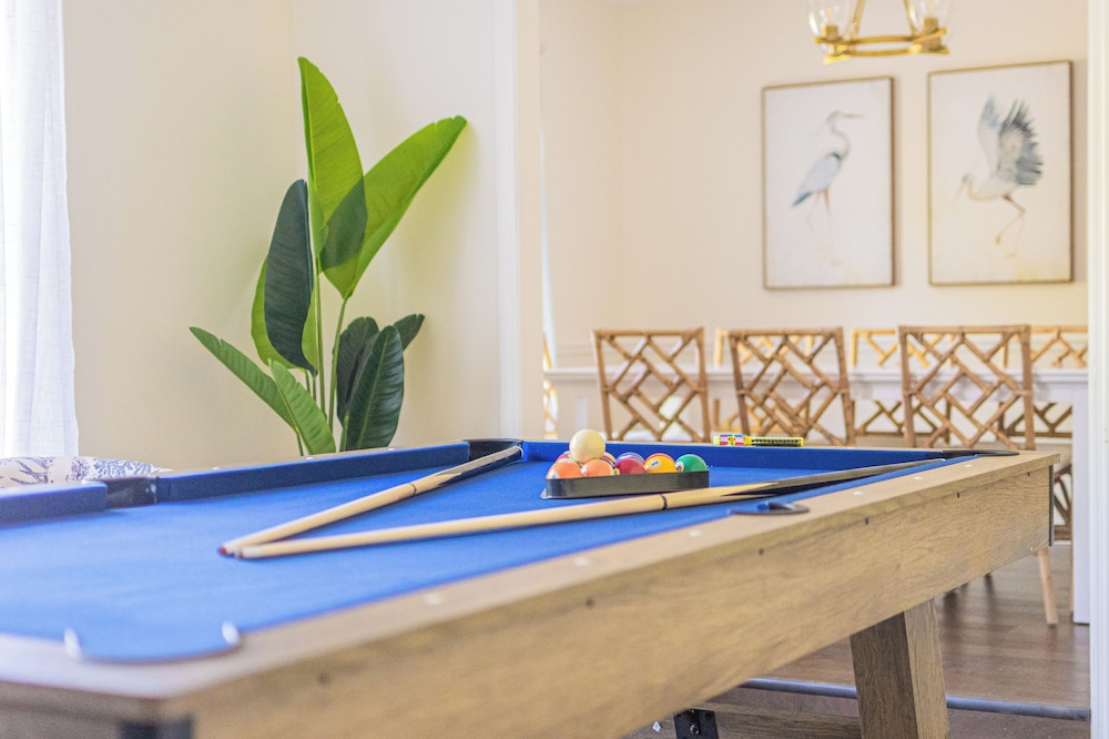 Crowning Glory w Pool & GameRoom