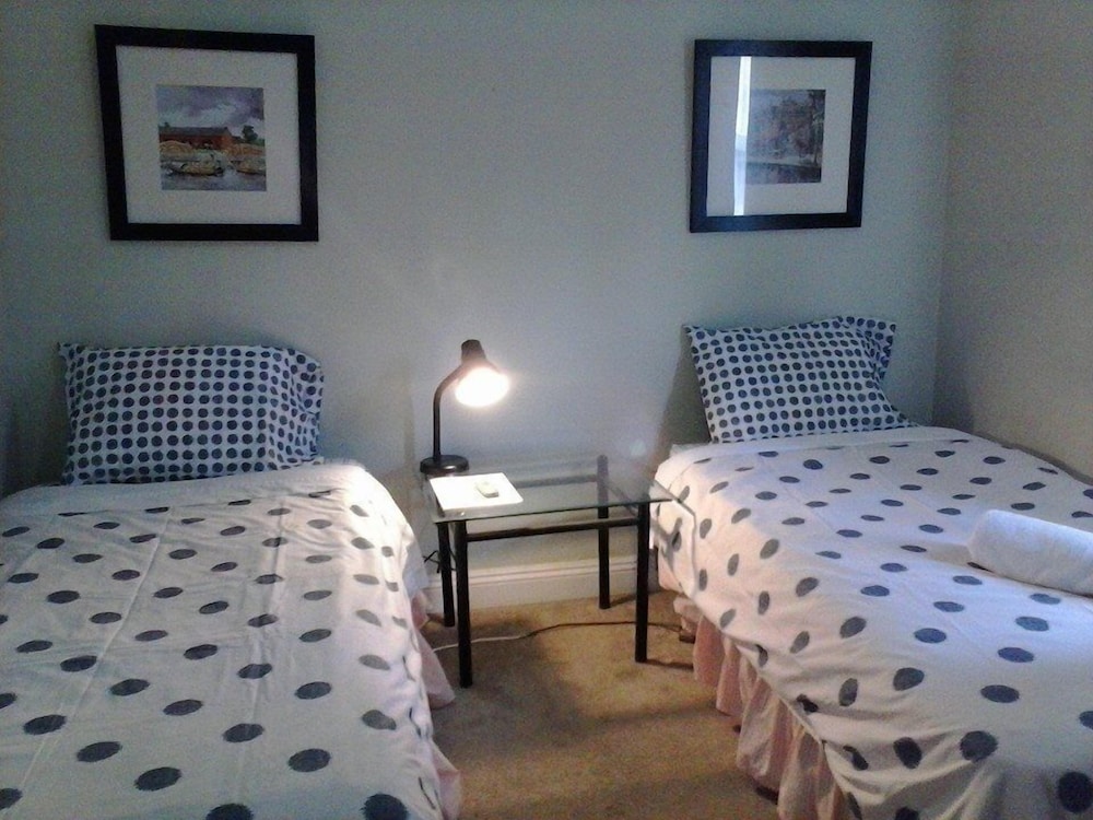 Kaisar Guest House