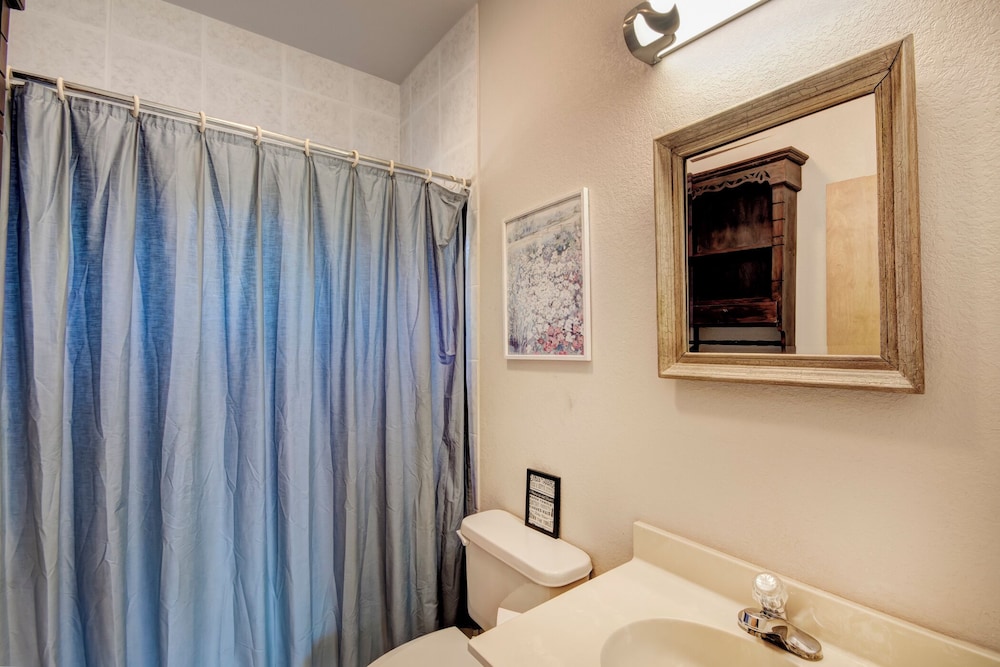 Blue Lake Lodge by Ruidoso Vacation Rentals