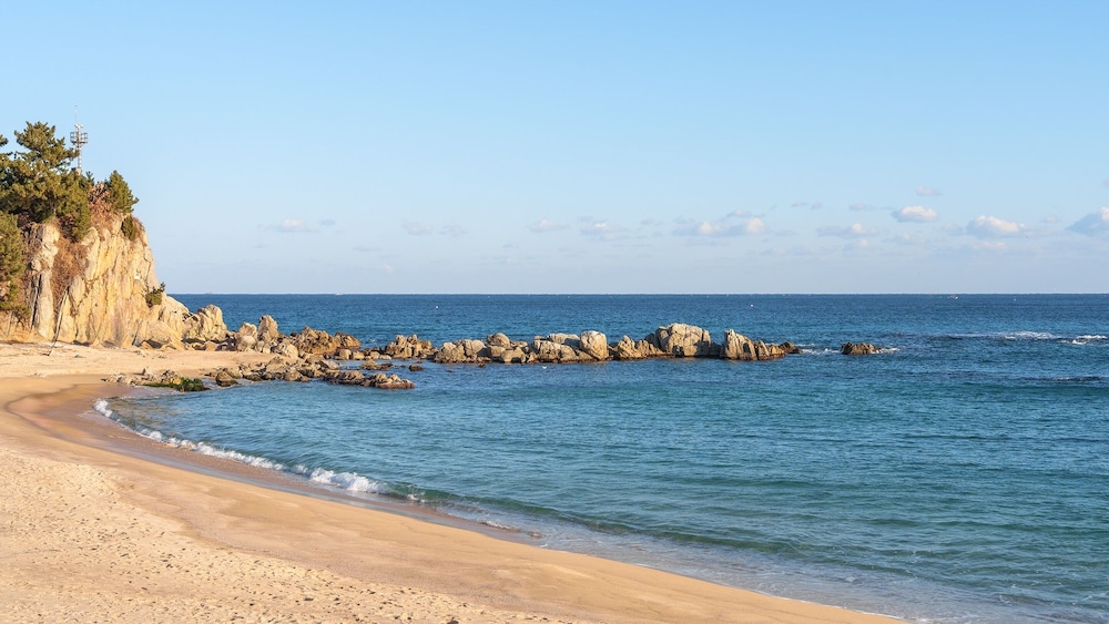 Goseong Beach Jin Spa Pension