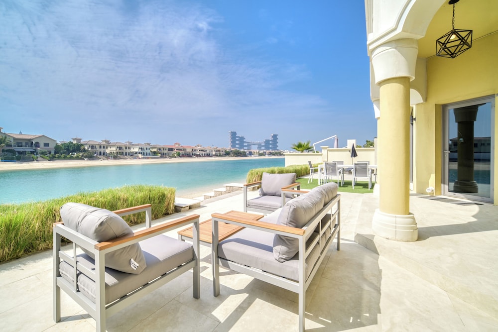 Garden Palm Villa - Mint Stay