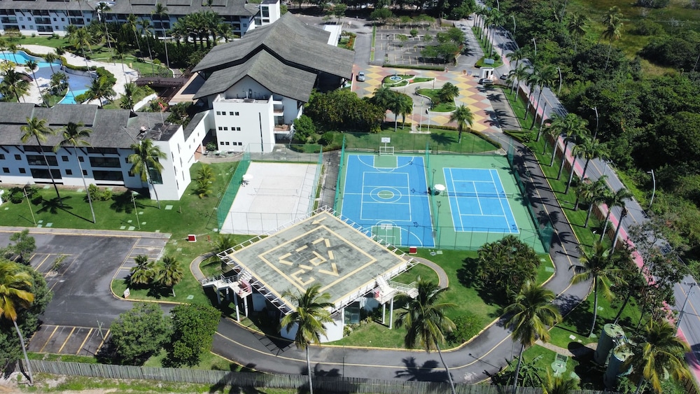 Beach Class Resort 1305 by La Playa