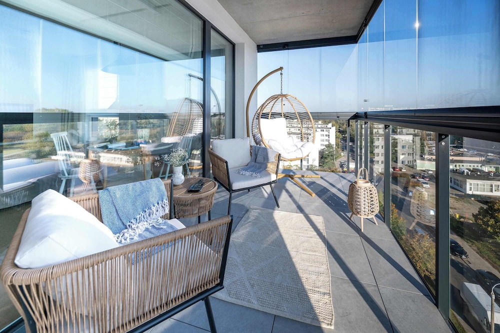 Elite Apartments Beachside Balcony