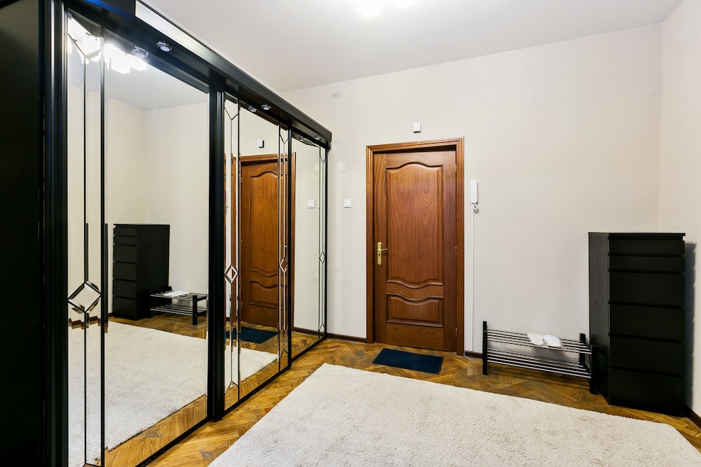 GM Apartment B Kharitonievsiy 5-7