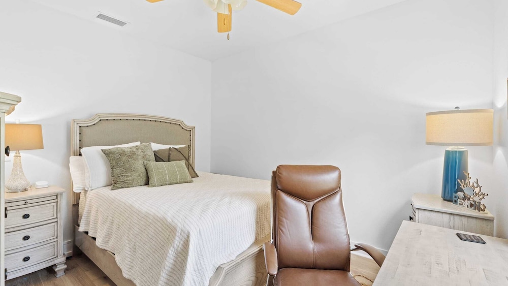 2 Homes in Inlet Beach by Avantstay Dock+lake Access, Saltwater Pool, Close to the Beach