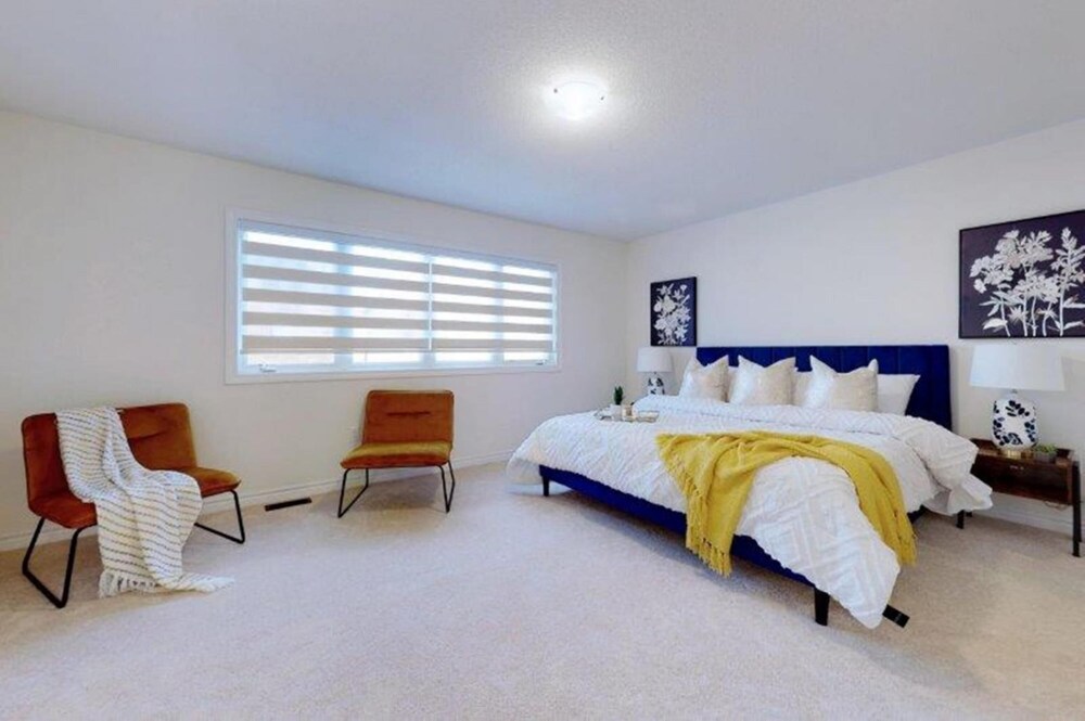 Georgina. New 4 Bedroom House Near Lake Simcoe