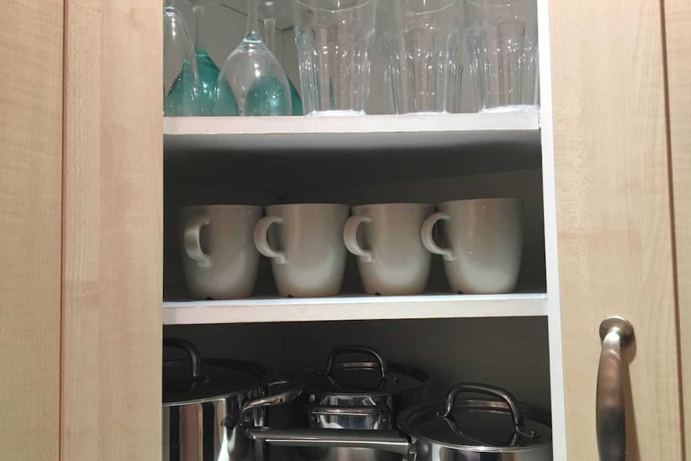 Lovely 1 Bedroom Apartment Near Edinburgh City Centre view 2