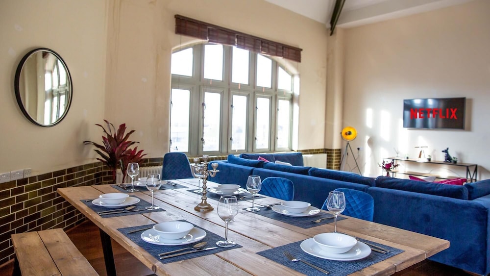 Stunning Maisonette - 3 bed - 3 Bath