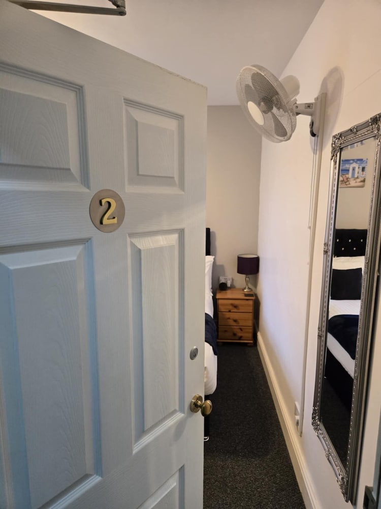 Q Accommodation