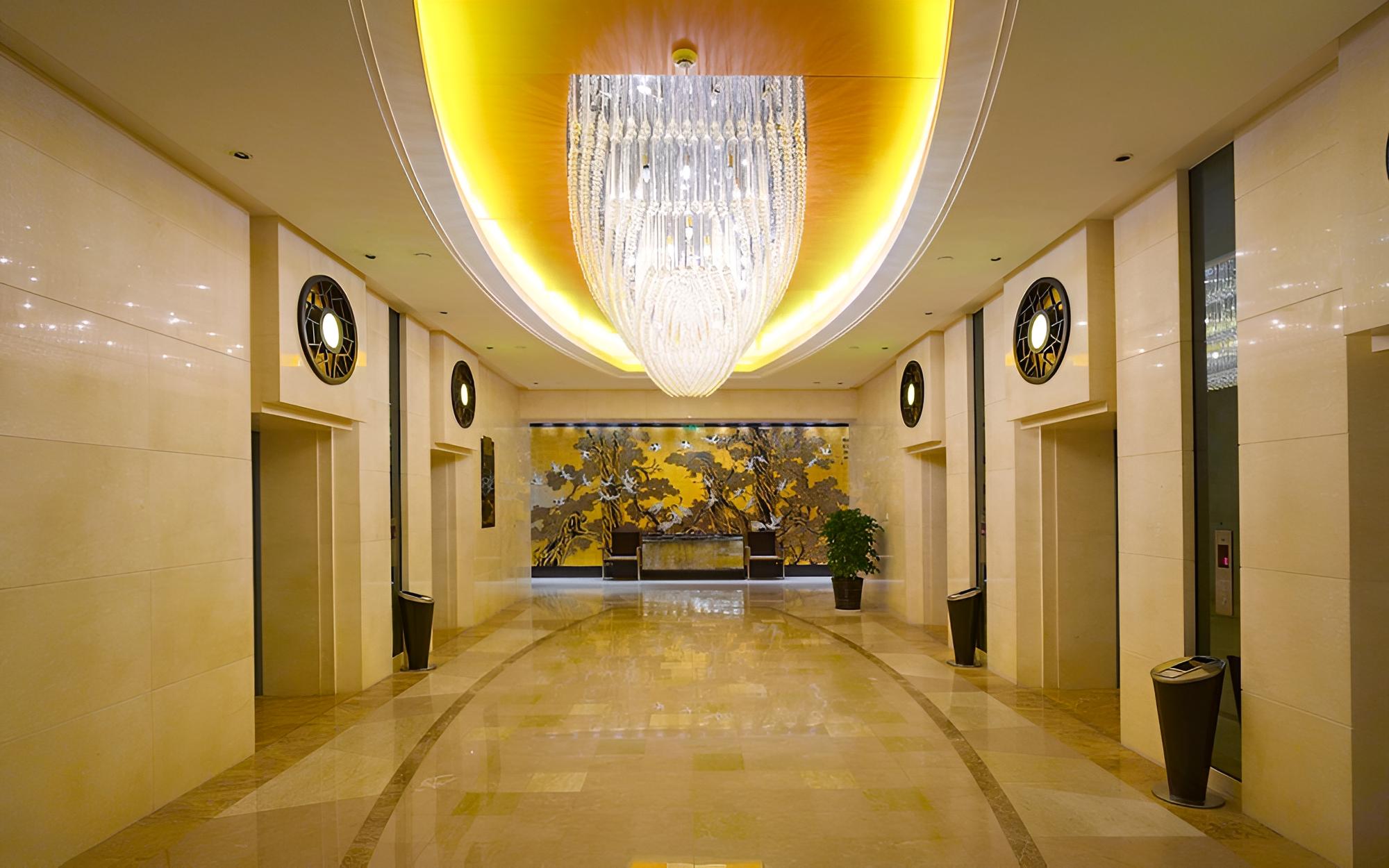 Jinling Hotel Yangzhou view 4
