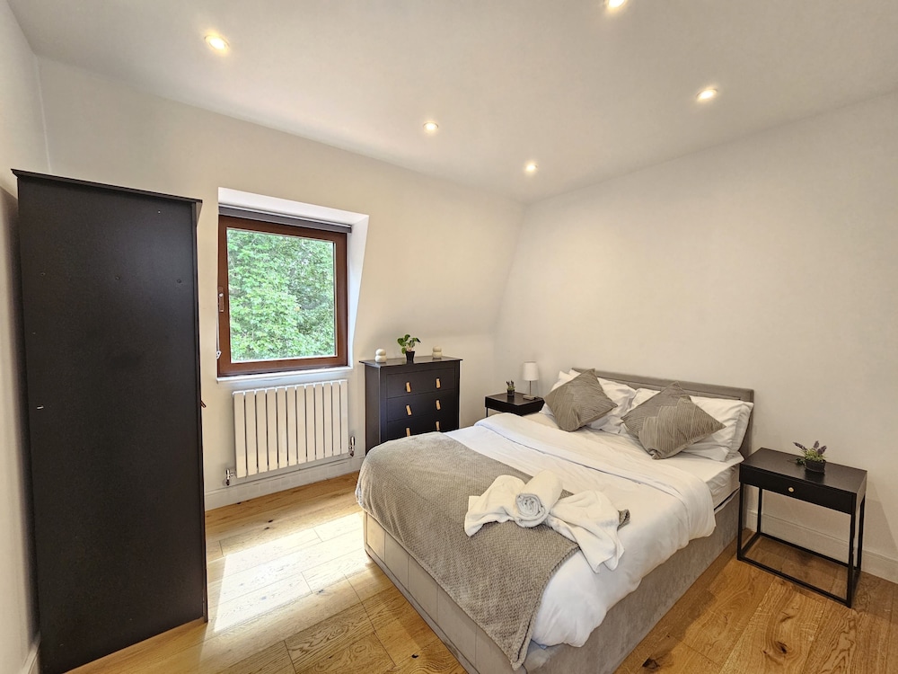2 Bed Apartment in Southwark