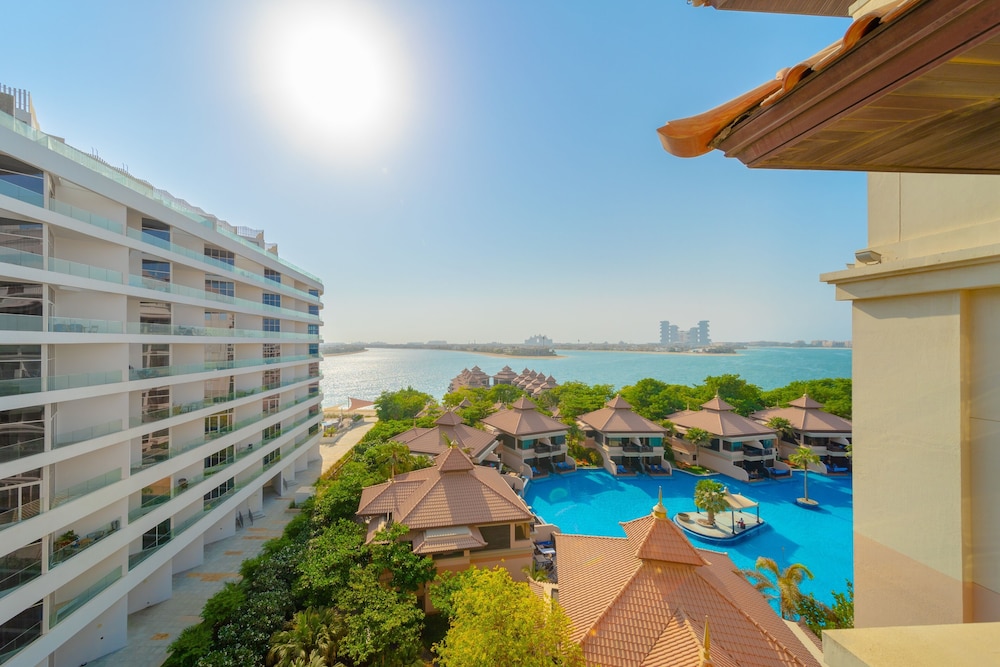 EDEN'S Homes & Villas - Anantara Palm Residences