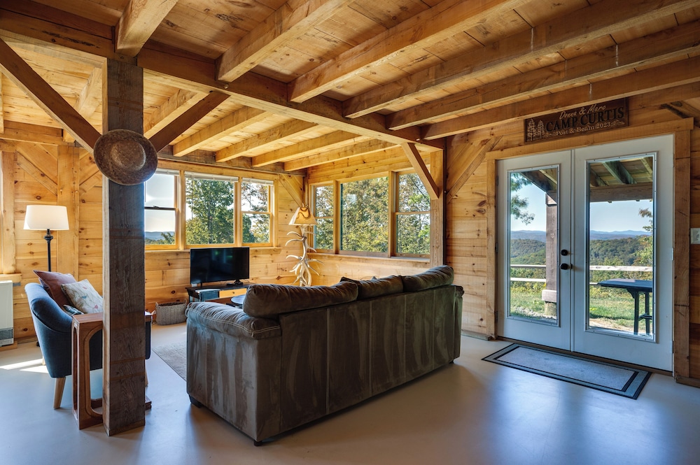 Unplug, Unwind & Explore: Remote Vermont Cabin